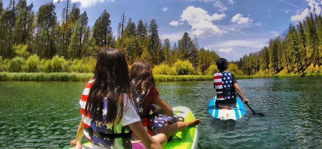 Bend-Sunriver Camping Resort Wheelchair Accessible Yurt 13 Ngoại thất bức ảnh